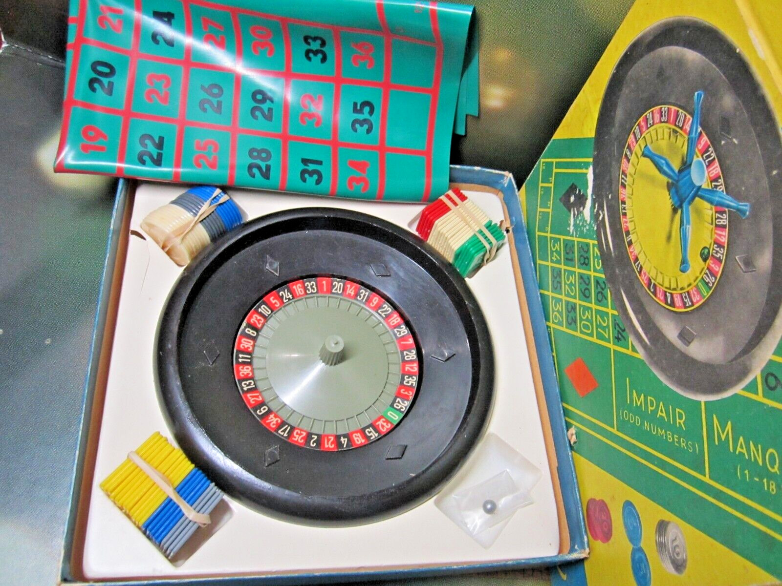 Vintage Roulette 1940s German Game Missing Part original chips box WORKS