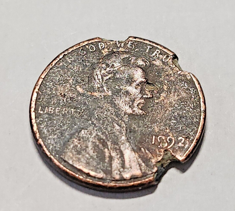 1992  LINCOLN CENT - PLANCHET  ERROR - CLIPPED