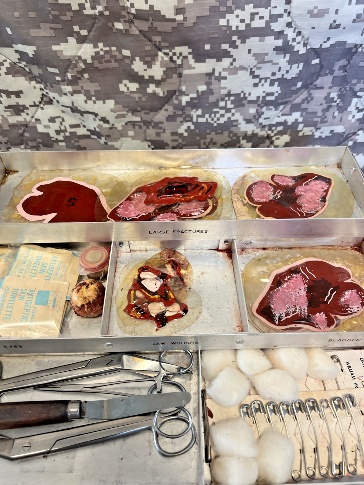 US ARMY Medical Service Casualty Simulation Kit Gentronics 1978 Training D-19