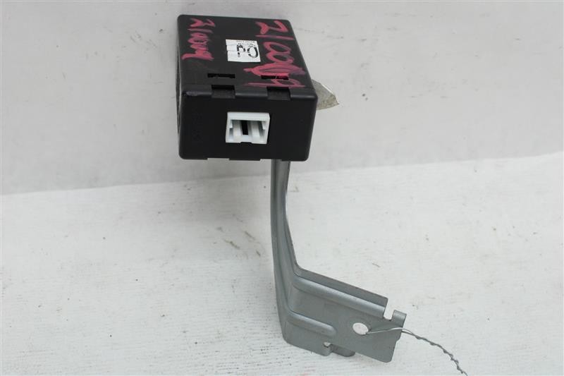 Used Keyless Entry Module fits: 2015 Nissan Versa Theft-Locking keyless entry S