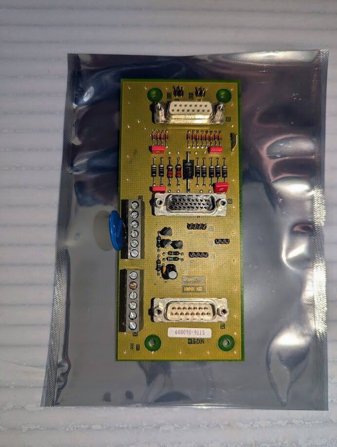 ZEISS SCANMAX HEIDENHAIN ENCODER INTERFACE 608096-9115-1502  PART NUMBER 608096