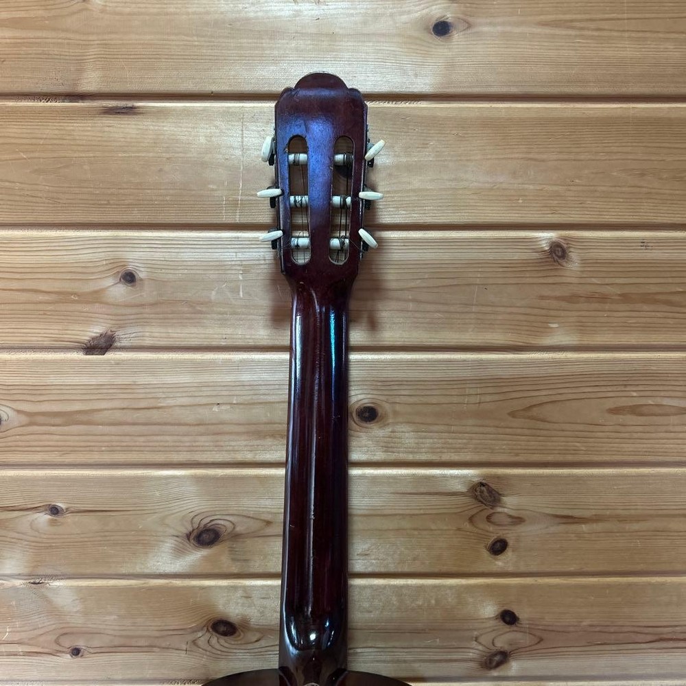 Akagi No. Classical Guitar Withmm String Height,.kg, Used