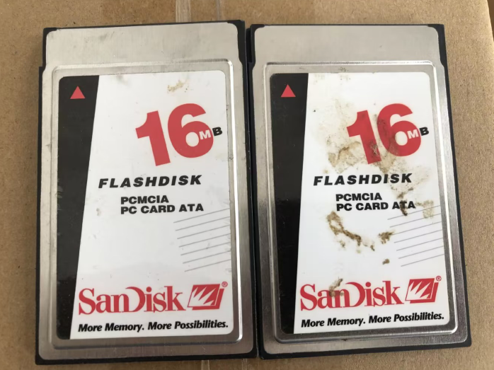 2PCS SANDISK 16MB PCA CARD