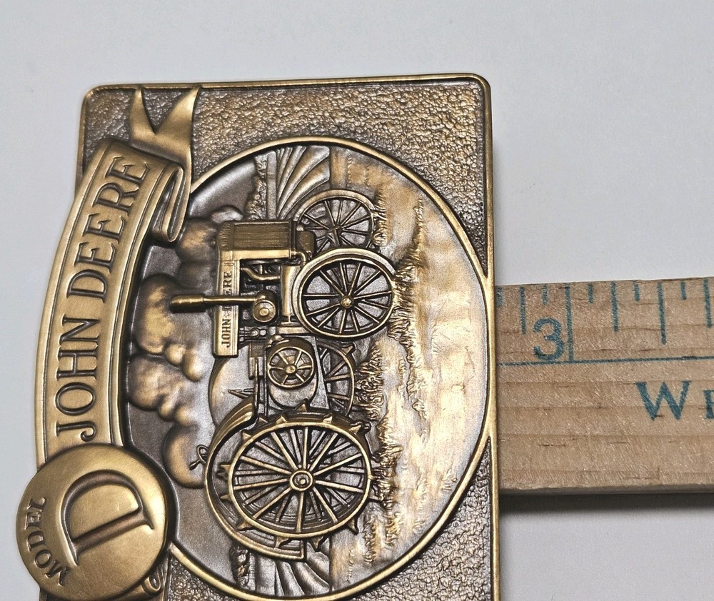 John Deere Model D 1989 Calendar Medallion Excellent Condition