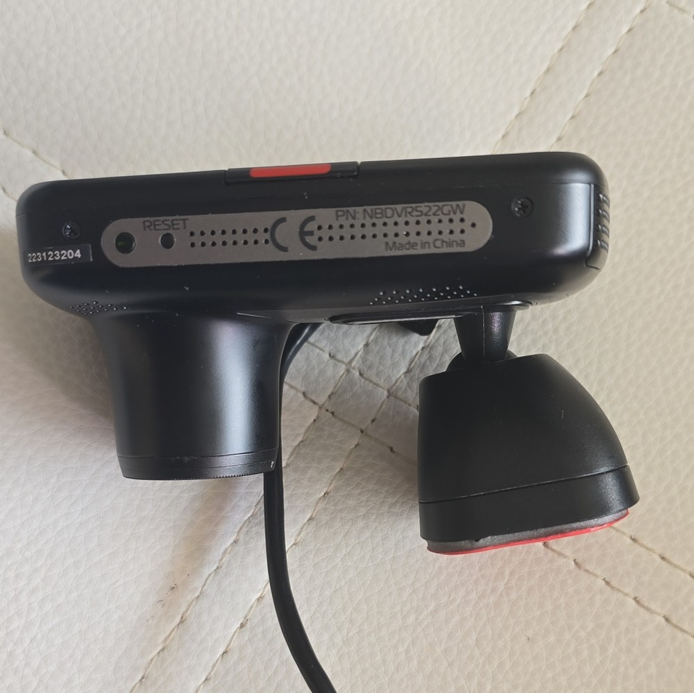 NEXTBASE 522GW HD Dash Camera with mounts and sd card