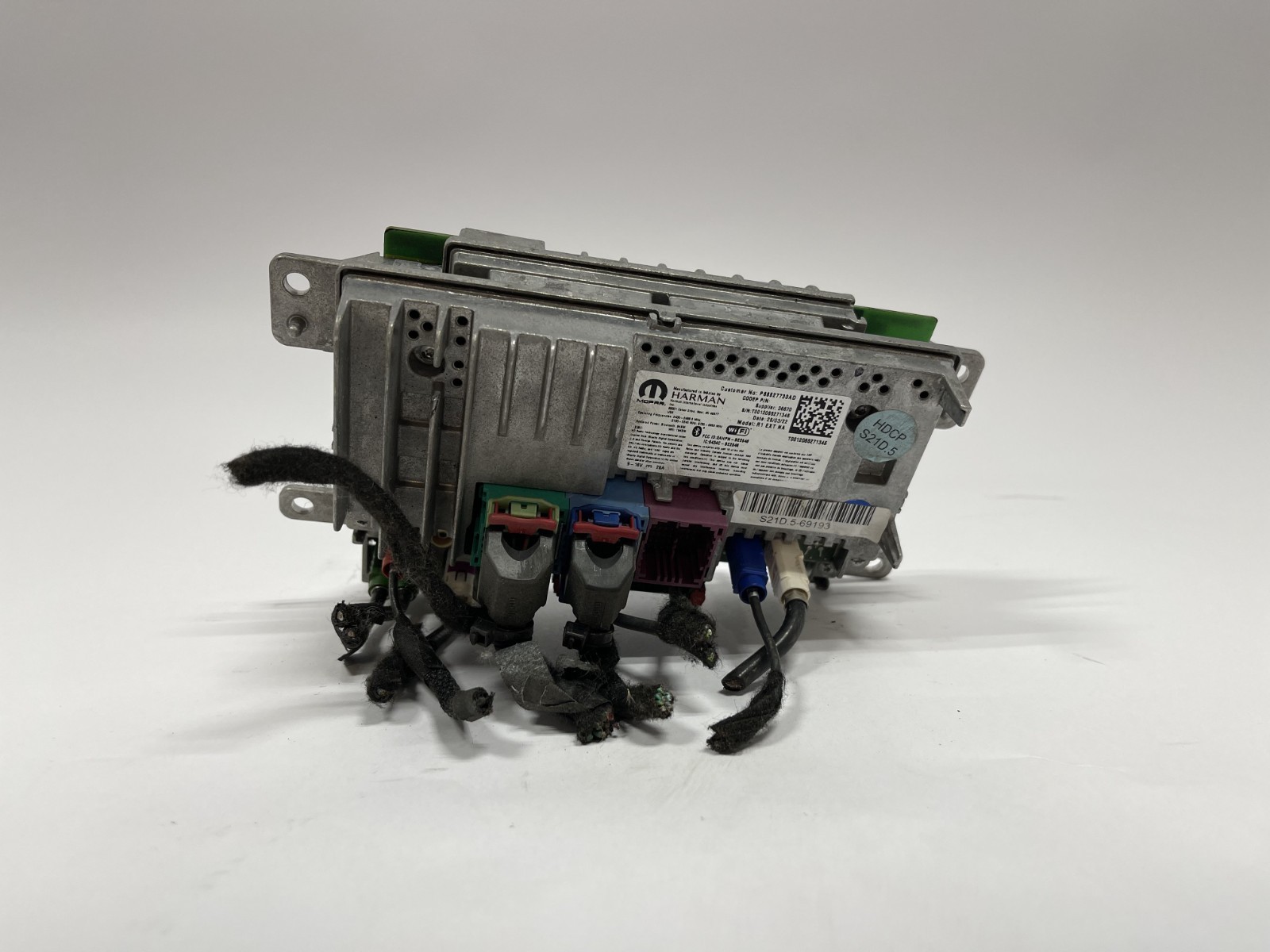 Radio Receiver OEM 68527730 2022-2024 Jeep Grand Cherokee / Wagoneer