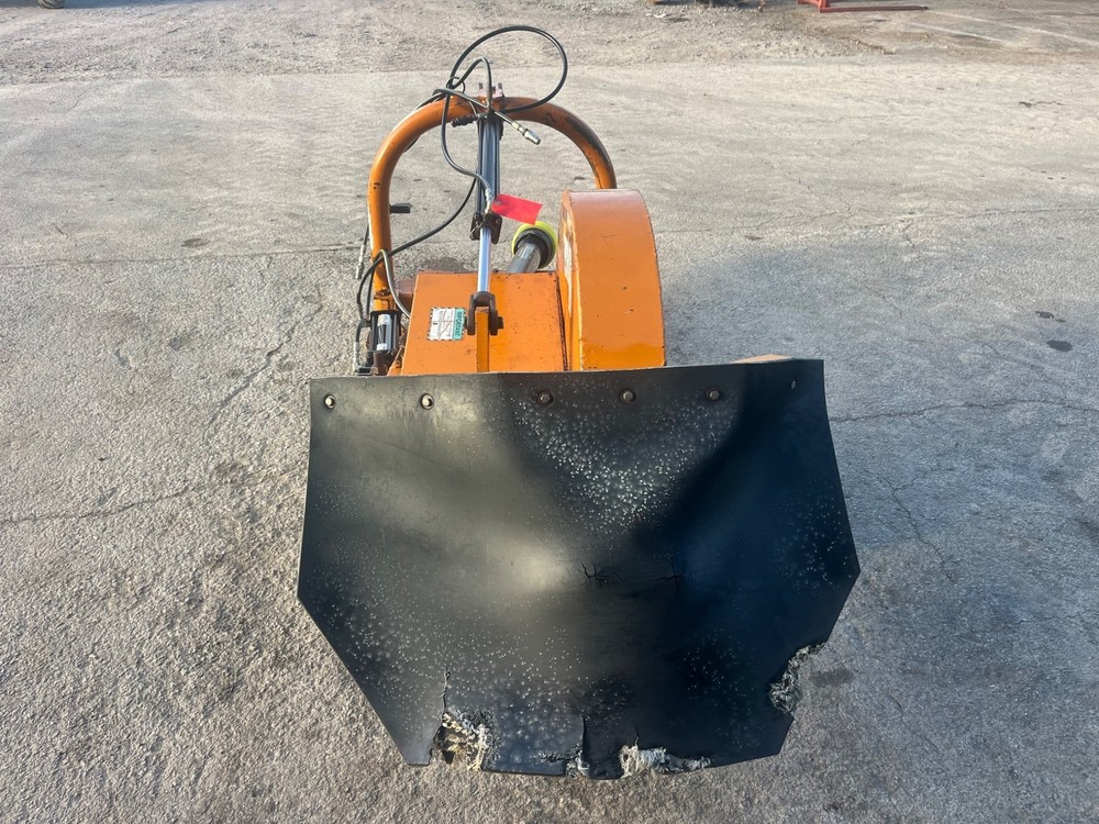 WOODS SG100 Stump Grinders