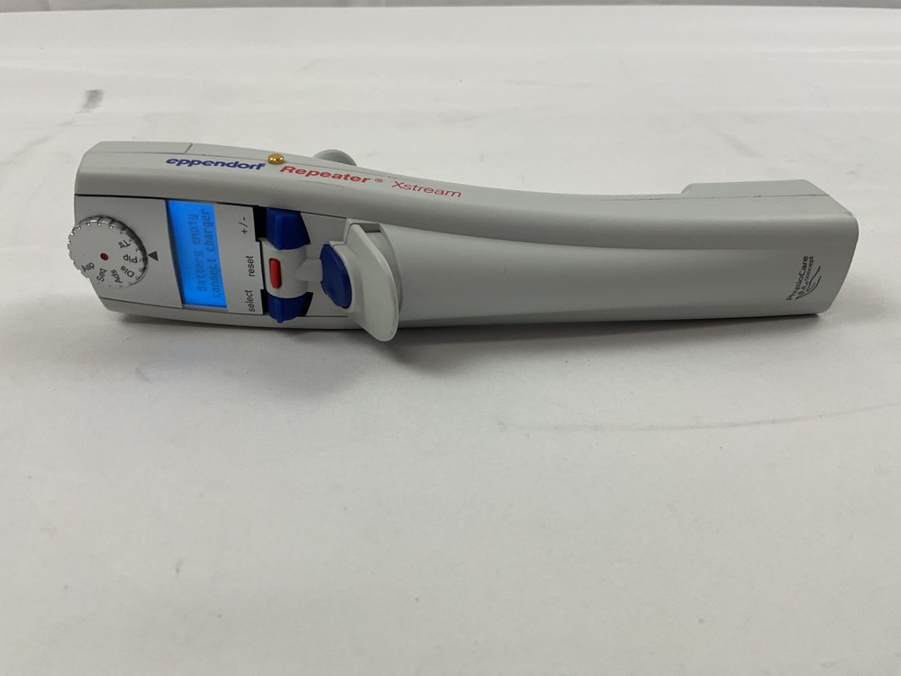 Eppendorf M13454B Repeater Xstream Electronic Repeating Pipette Lab