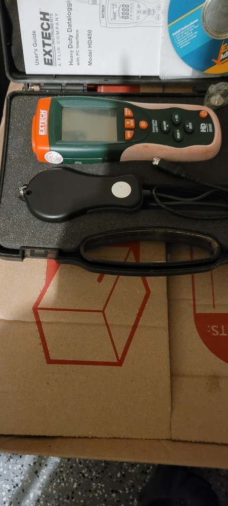 Extech Instruments HD450 Datalogging Light Meter W/ Light Sensor