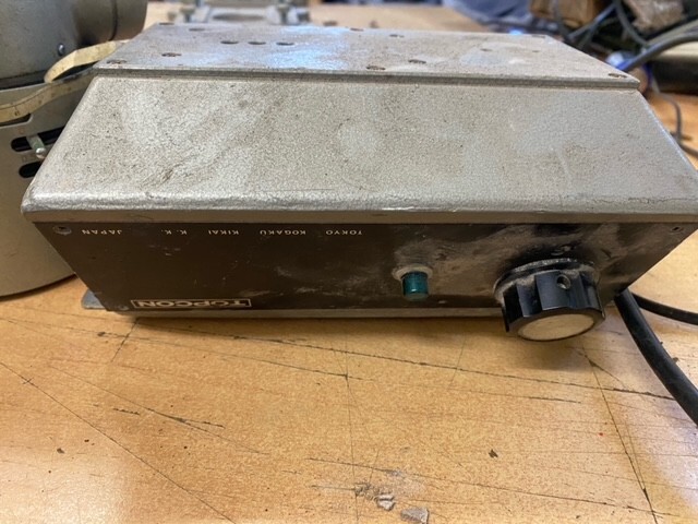 topcon japanese opticians control unit and light