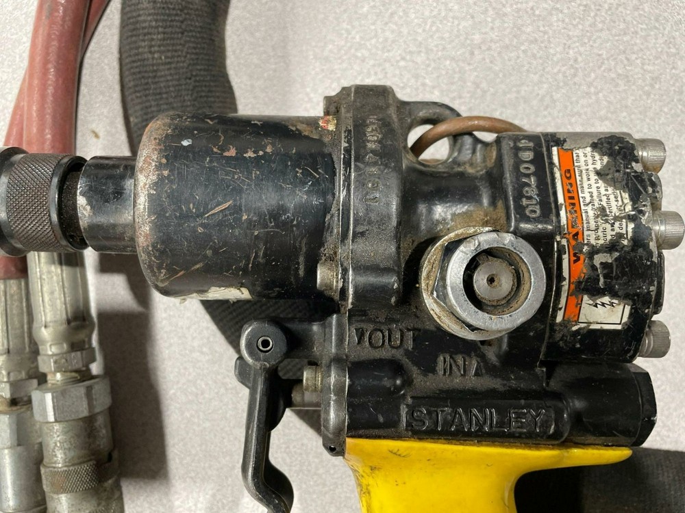 Stanley Hydraulic Impact Wrench, Model:ID07810, 7/16" Hex Output