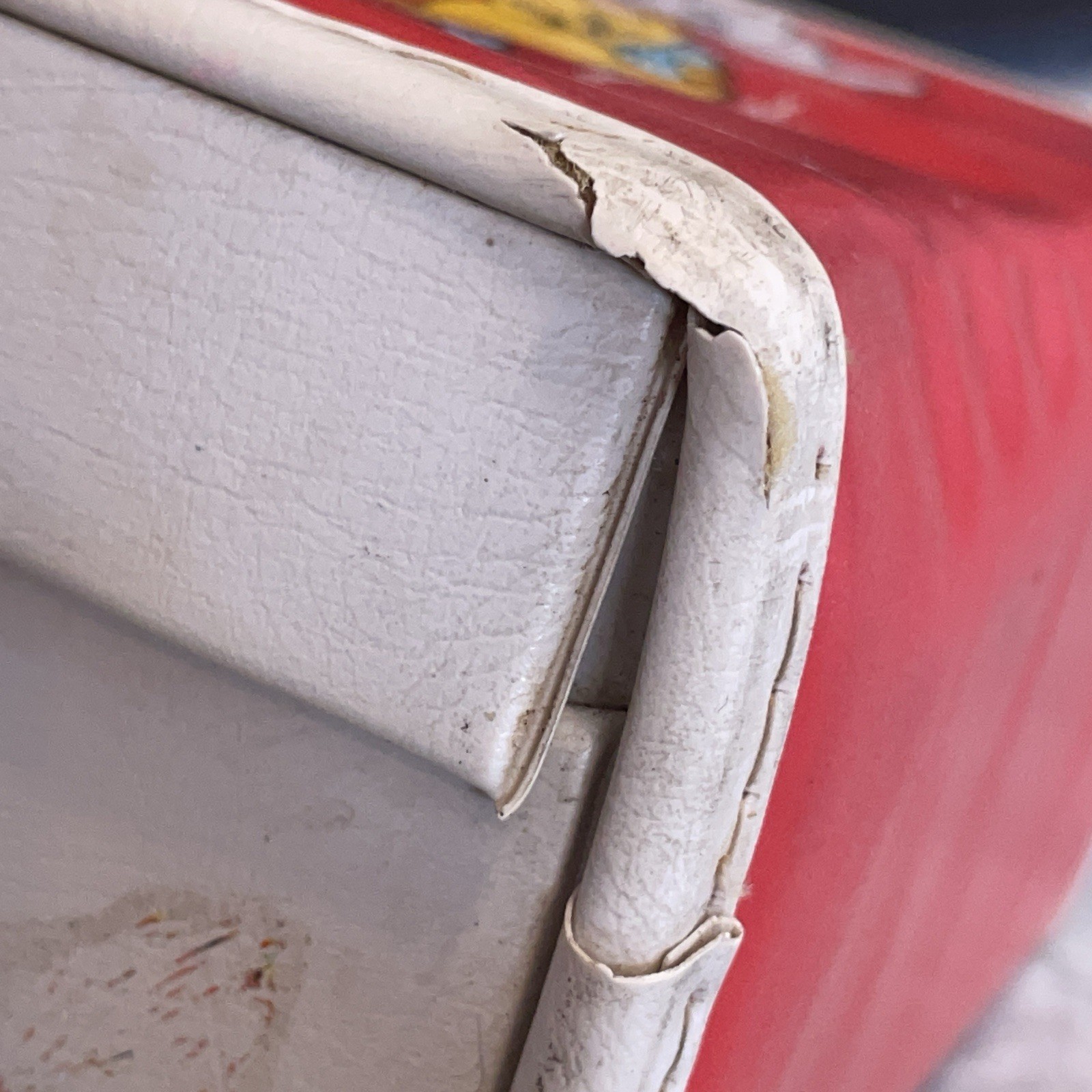 VTG DISNEY ARISTOCATS CHILD GIRLS SMALL VANITY MAKEUP COSMETIC CASE MARKED KB