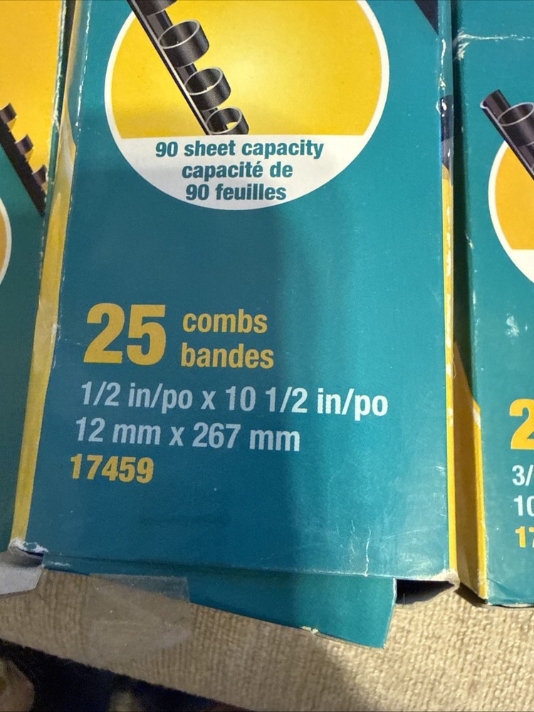 Staples Binding Combs Three Sizes For Use W All Plastic Comb Binding Machines