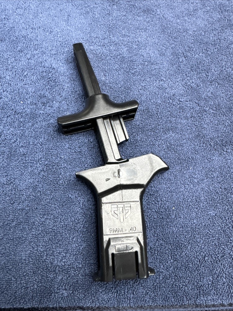 Elite Tactical Systems Speed Loader Universal 9mm - 40 Cal.