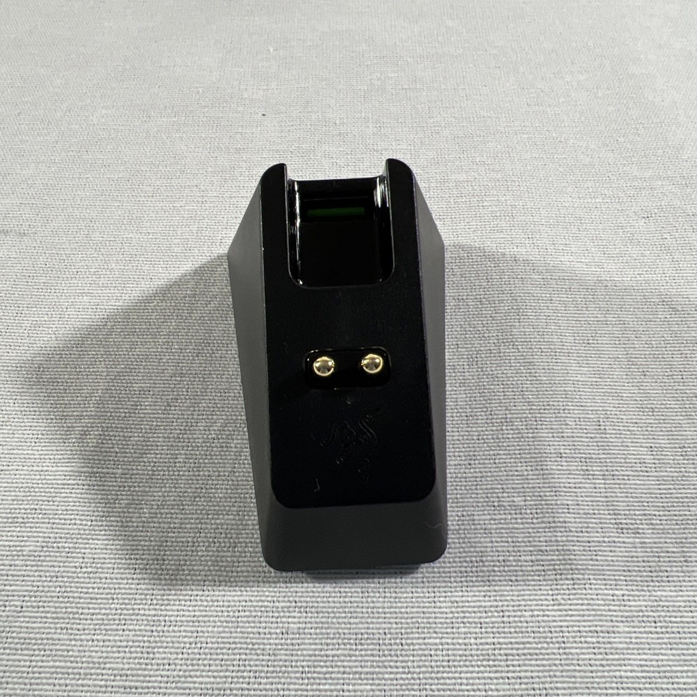 Razer Mouse Dock Chroma Wireless Charging Dock RC30-030502