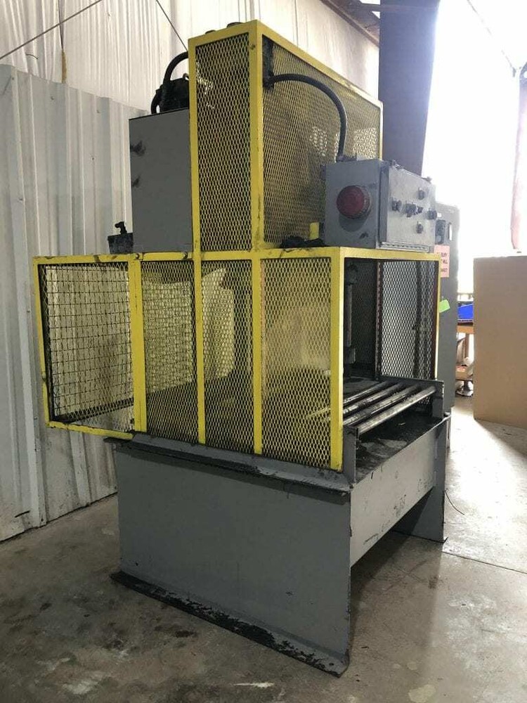 32" Hydraulic Sheet Metal Shear w/ Electrical Control Panel