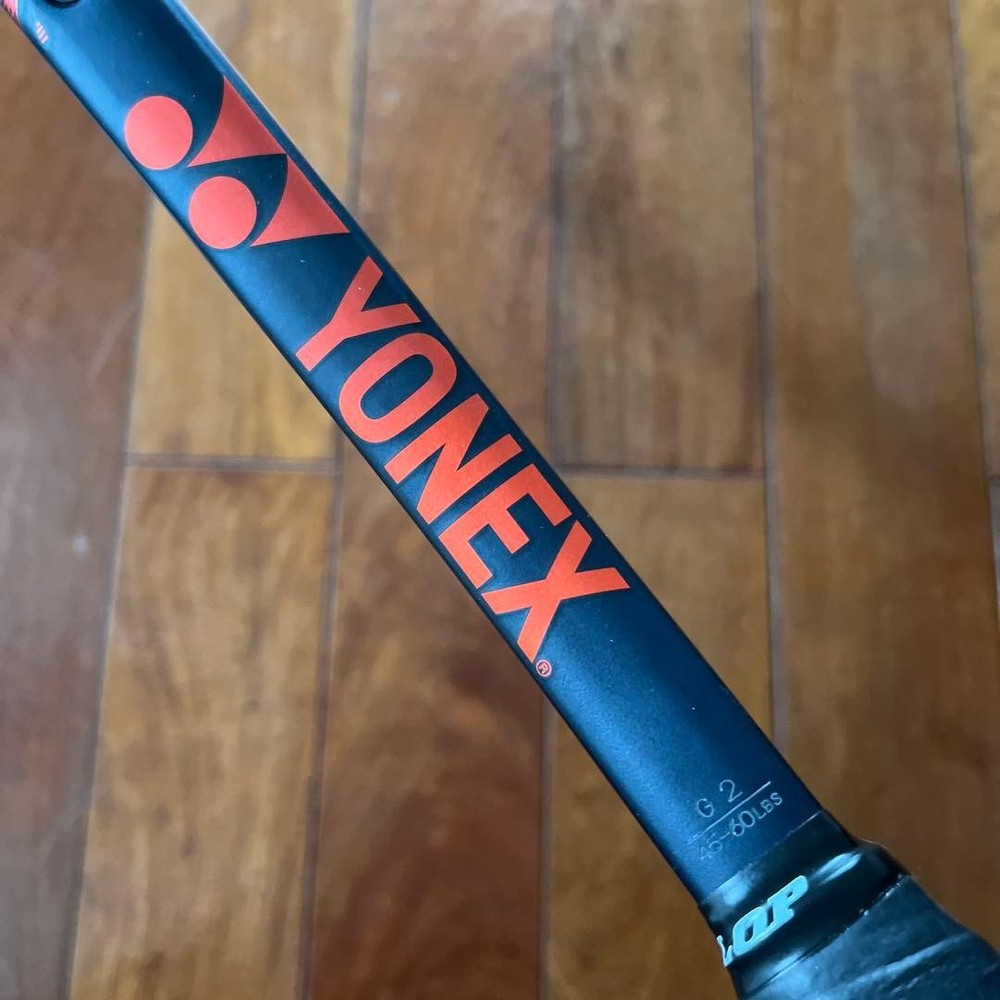 Yonex Vcore Pro 97 (2018 Model)