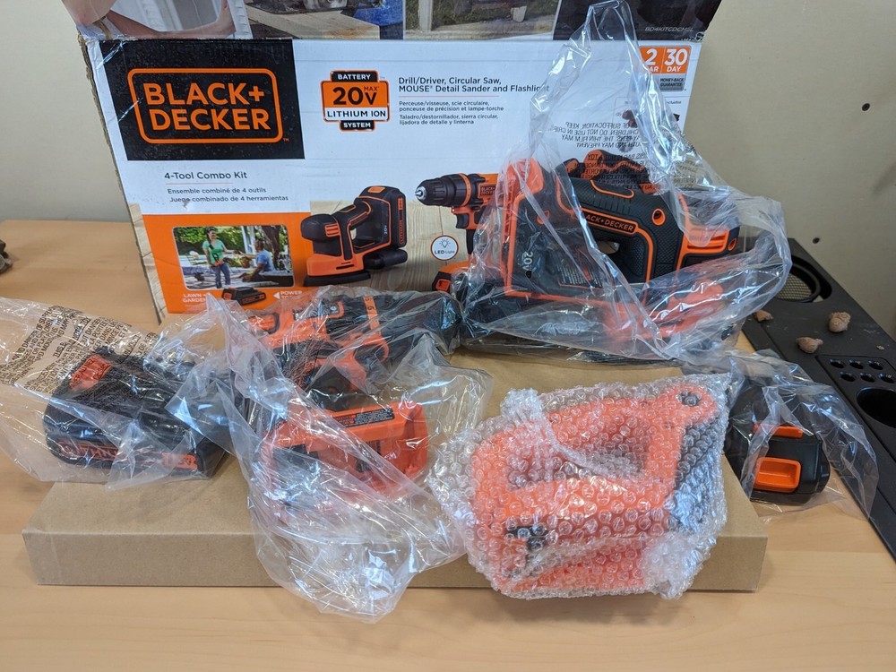 BLACK+DECKER BD4KITCDCMSL CORDLESS 20V MAX* Lithiuim Ion 4 Tool Combo Kit *NOB