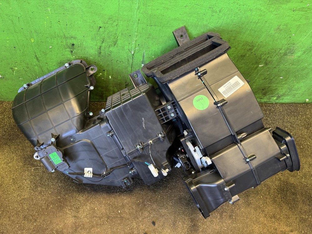 SAIC E-Deliver 3 Base SL EV MAXUS Heater box assembly 2021