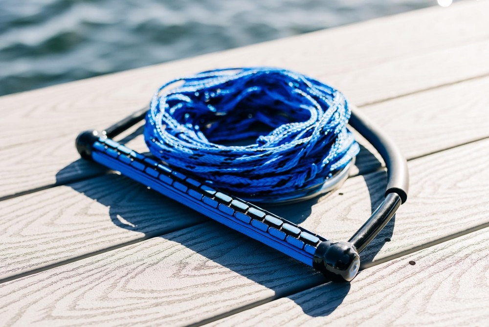 Liquid Force 2025 TR9 Wakeboard Rope and Handle Combo Blue