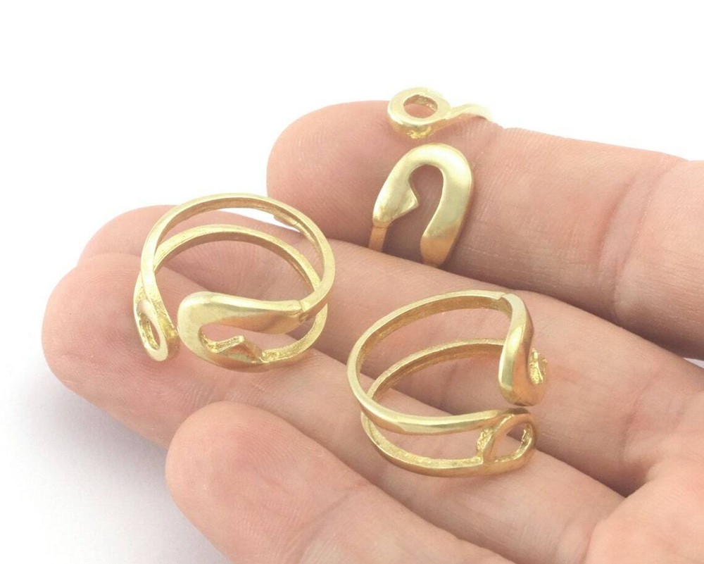 Safety pin Statement Adjustable Ring Raw brass (7 - 9US inner size) 4334
