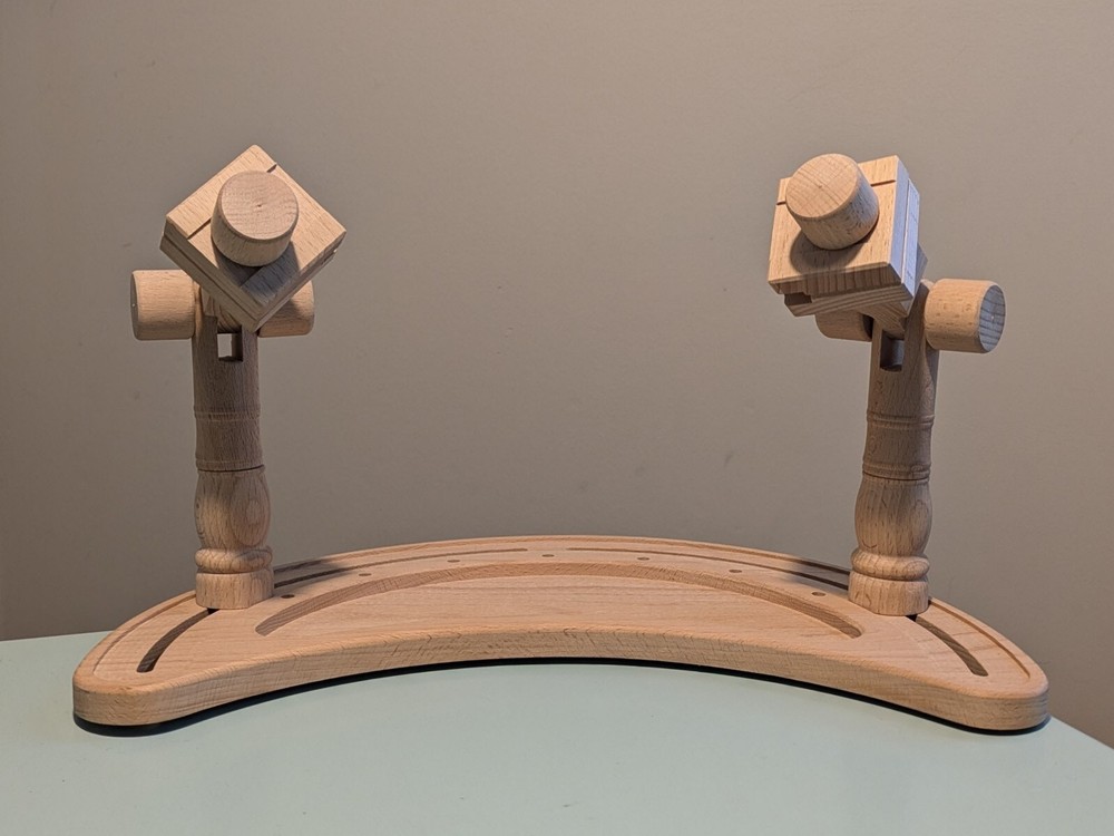 Framework for Cross Stitch, 180 Degrees Rotating Embroidery Frame Rack - Wood