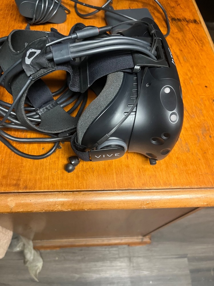 HTC Vive Headset Only No Controllers Good Condition