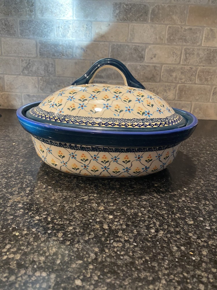 Polish pottery Oval Baker With Lid