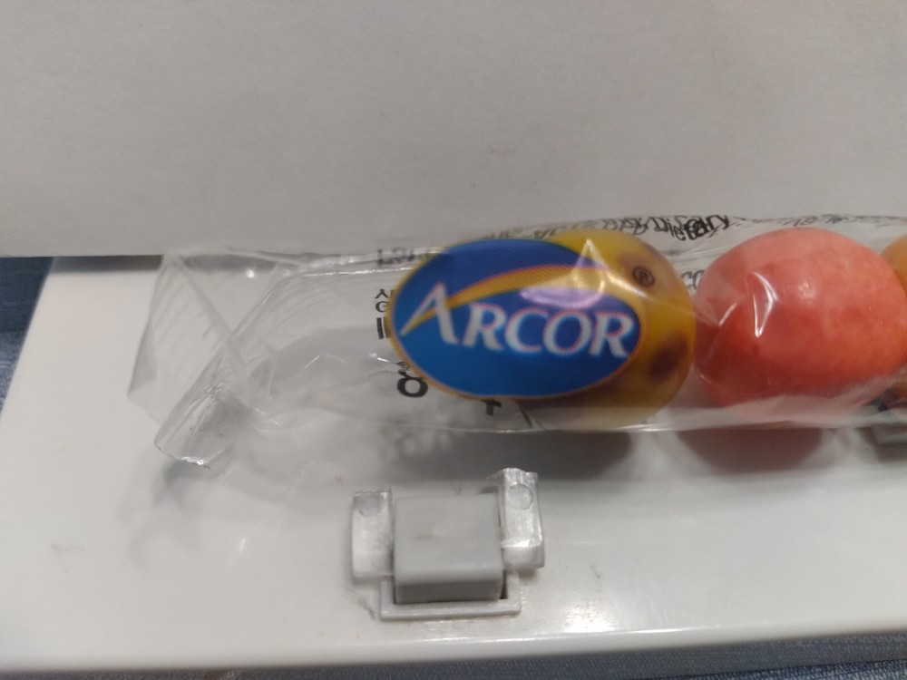 Old Gumballs One Wrapper Sealed Pack Arcor Garfield's Fruity Double Bubble