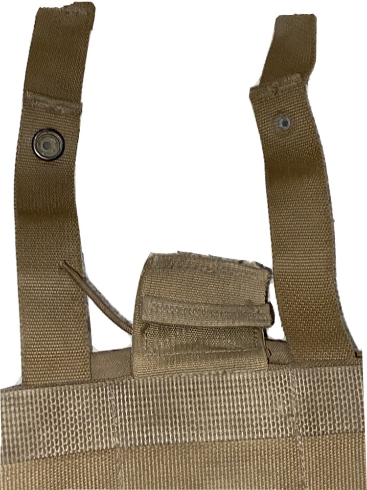 USMC Issue Marine Corps Mag Dump Pouch w/Barrel Lock ** Coyote ** Missing/Snap