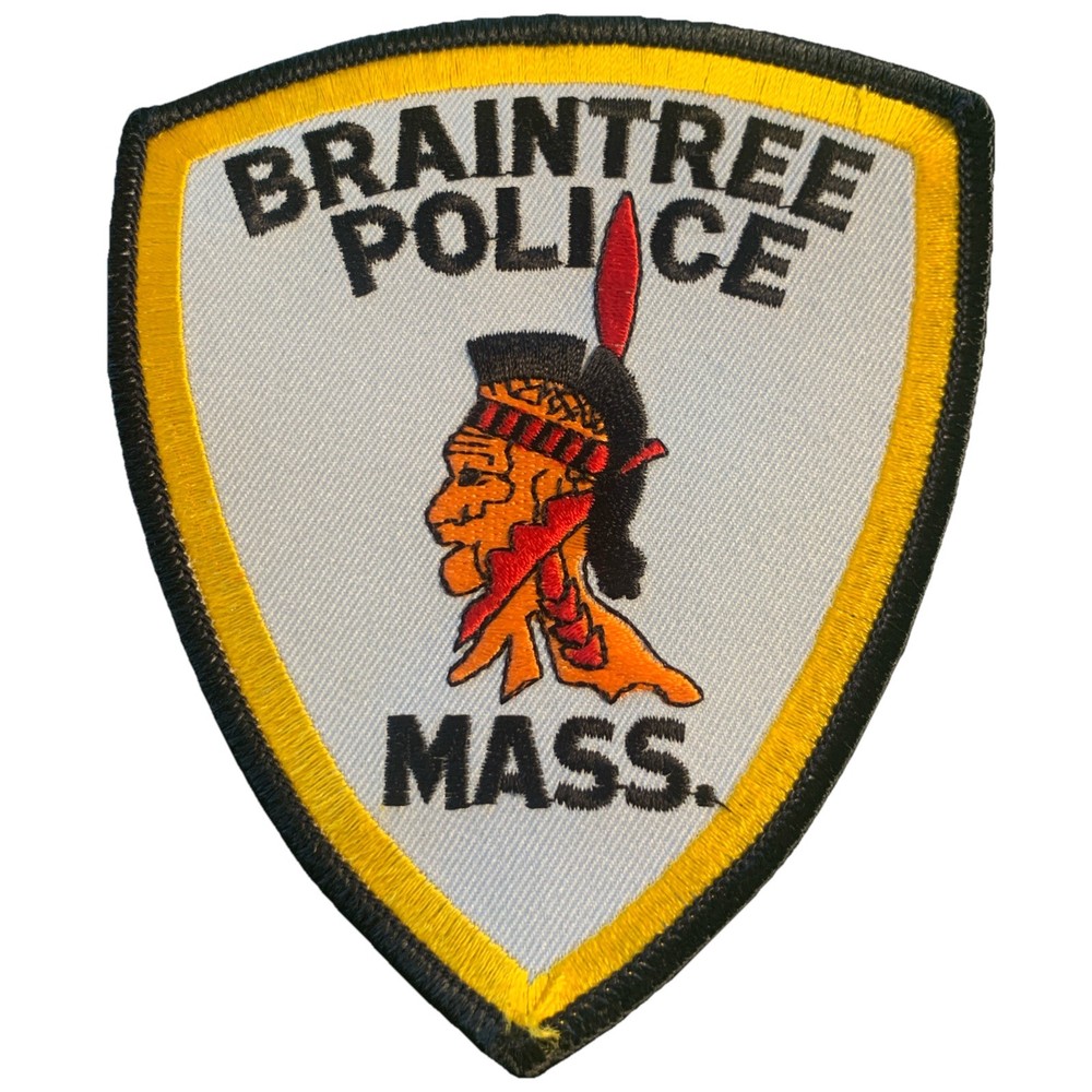 MA Braintree Massachusetts Police Shoulder Patch 7B