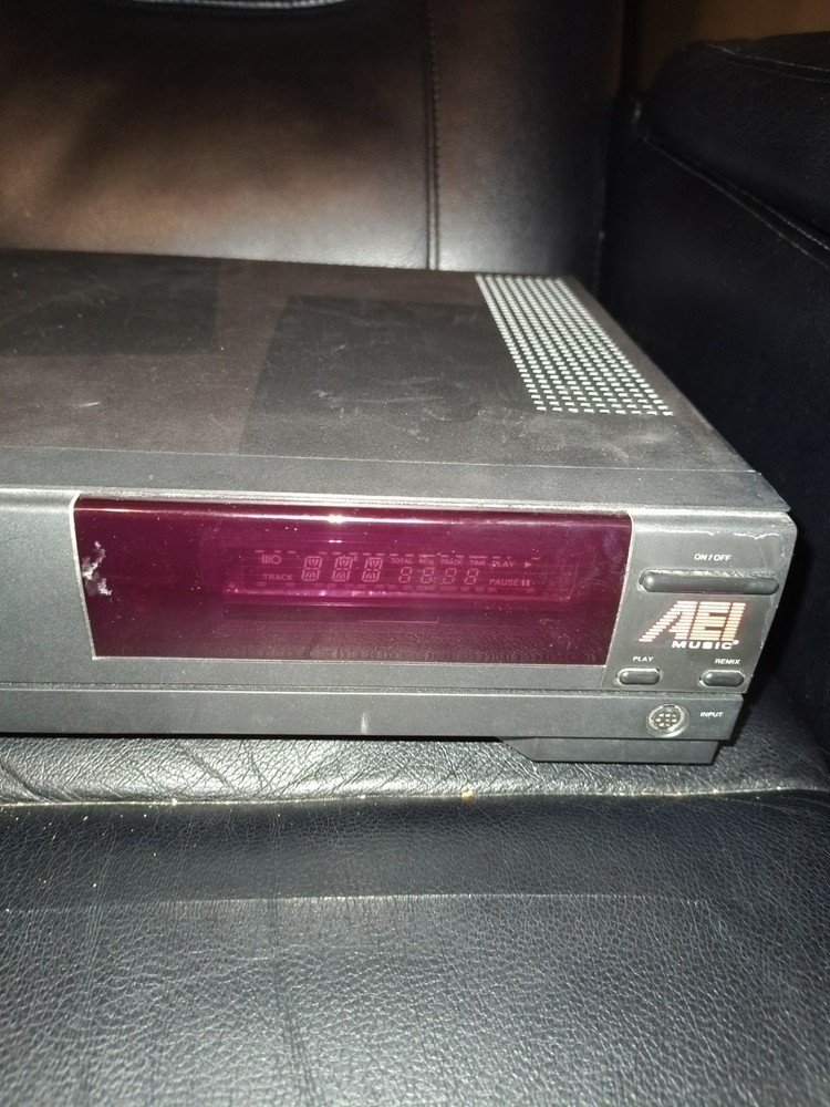Rare AEI Music Prodisc CDI200/37 Compact Disc Interactive Player Untested