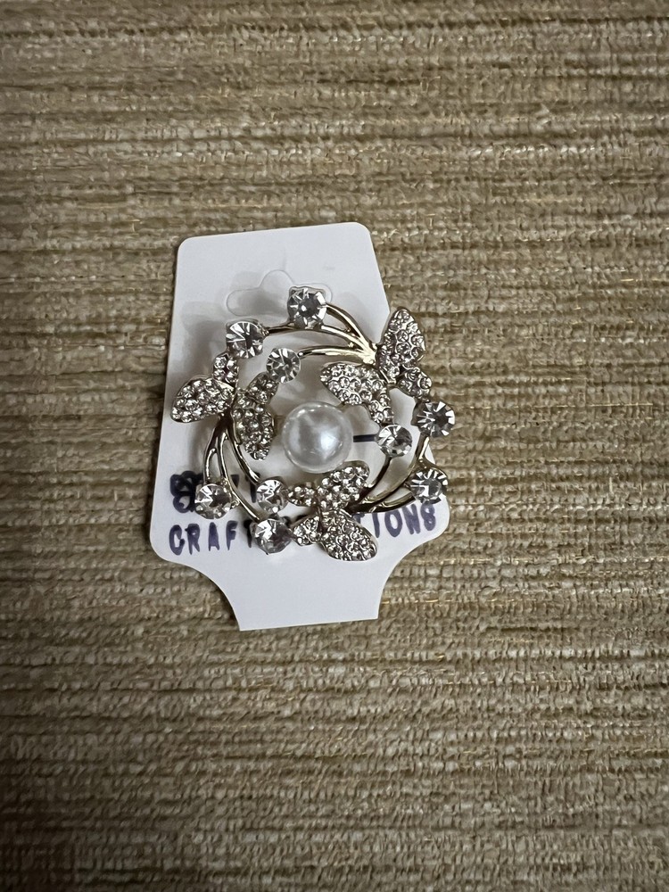 Decorative  pearl and butterfly Brooch