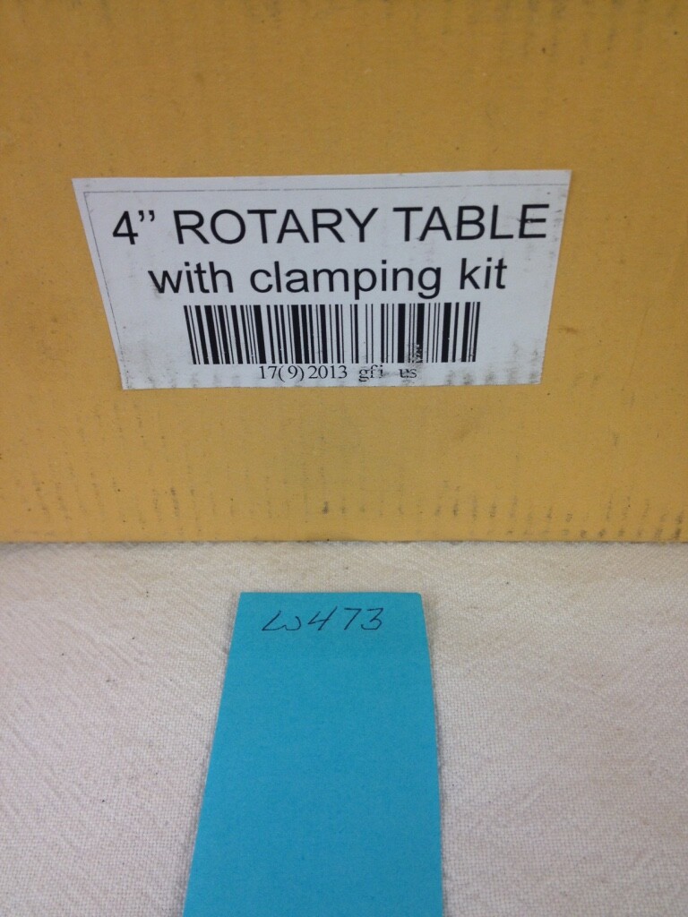 1 NEW 4" VERTICAL / HORIZONTAL ROTARY TABLE WITH CLAMPING KIT. NICE SET. (W473)