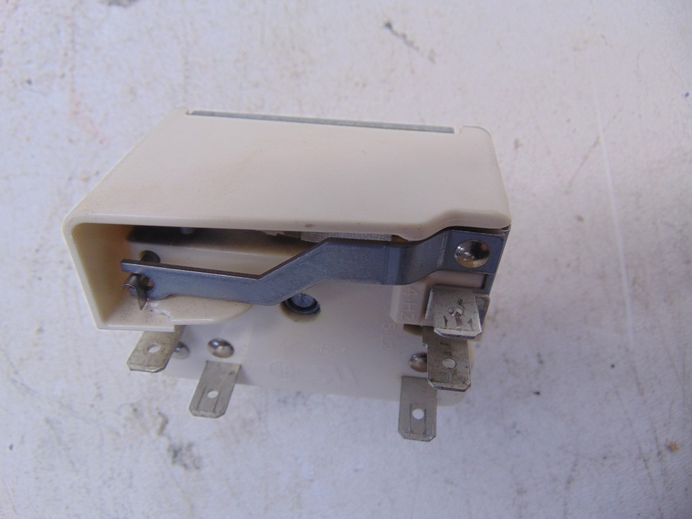 Frigidaire Range GLEFZ384GCA Infinite Switch For Small Element 316436000