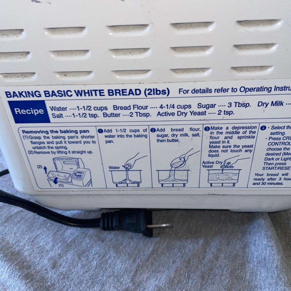 Zojirushi BBCC-X20 Home Bakery Supreme Bread Maker Machine 2lb Double Paddle