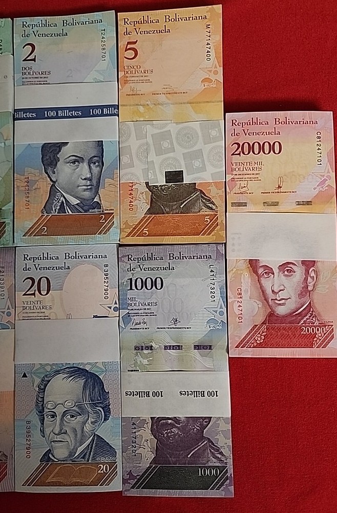 Venezuela (7 Pcs Set) x 100 Pcs Bundle, Different Years Unc Total 7 00 Pcs