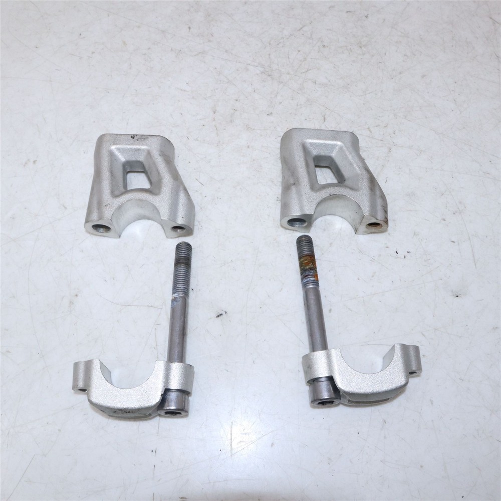 2015 TRIUMPH TIGER 800 XRX Handlebar Risers - A9638167