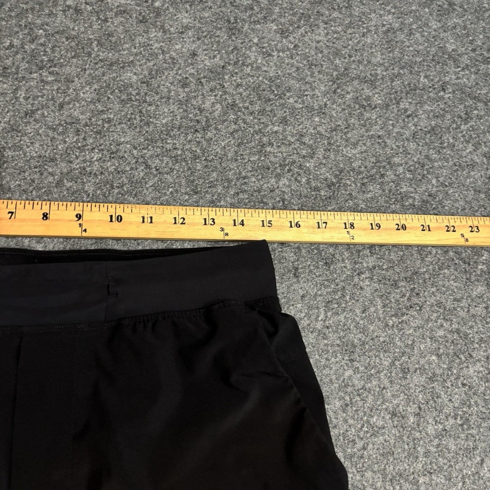 Lululemon T.H.E. Short Size Medium Linerless LM7AJBS Black