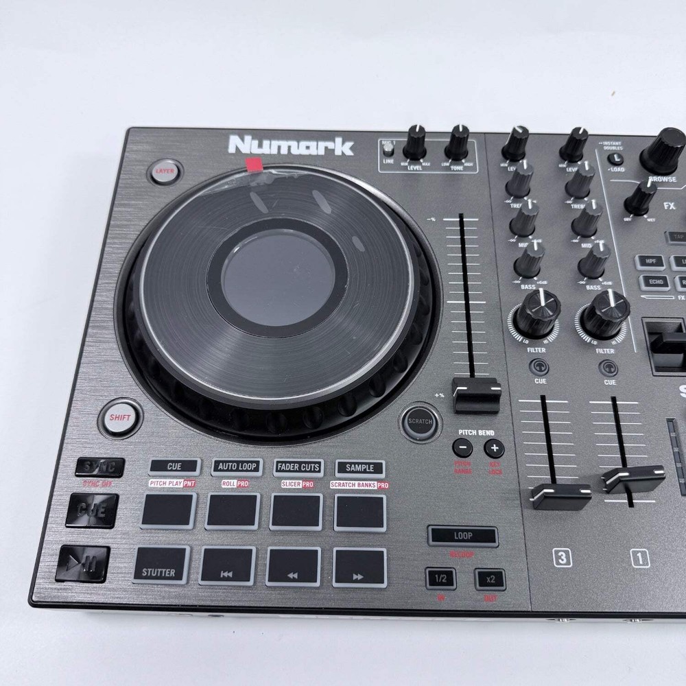 Numark Serato NS4FX 4-Channel DJ Controller