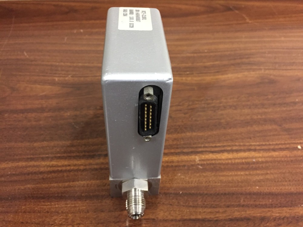 Vacuum General Model UC2-21S01 100 SCCM N2 Ultraflo Mass Flow Controller
