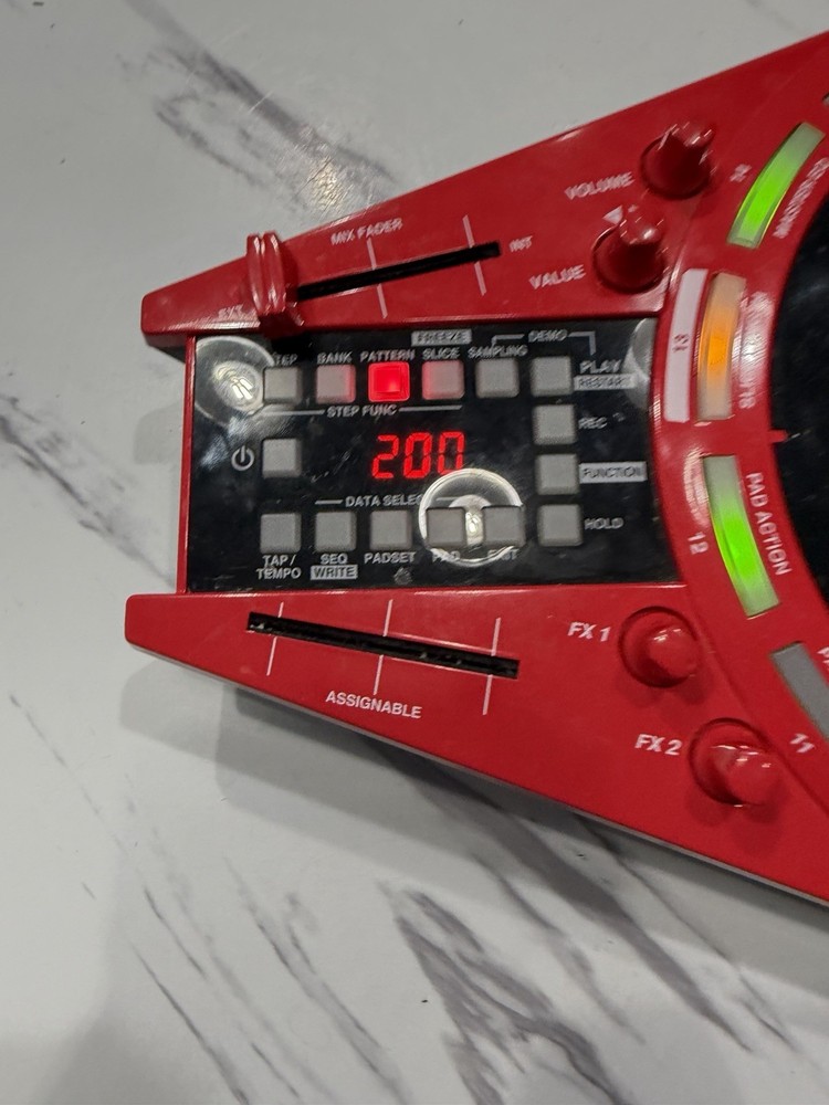 Casio XW-PD1 Trackformer Groove Center Sampler Sequencer DJ Controller Tested