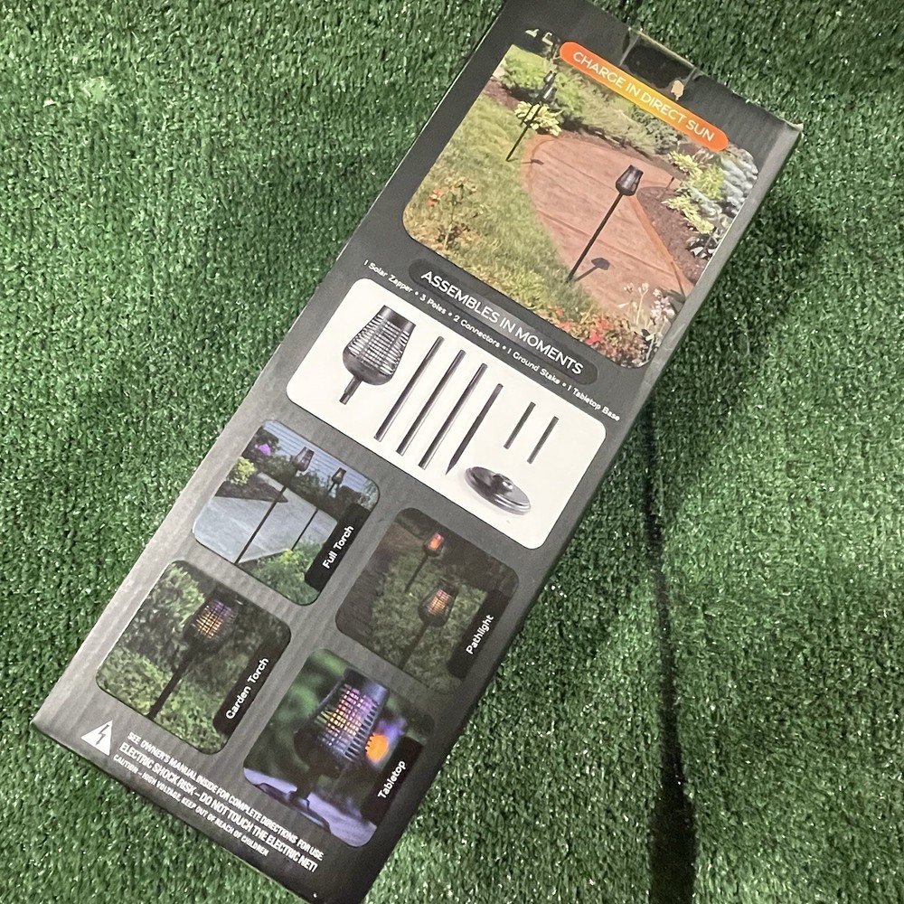 Insect Killer Torch, Solar Power Bug Zapper With Led Flame Effect New