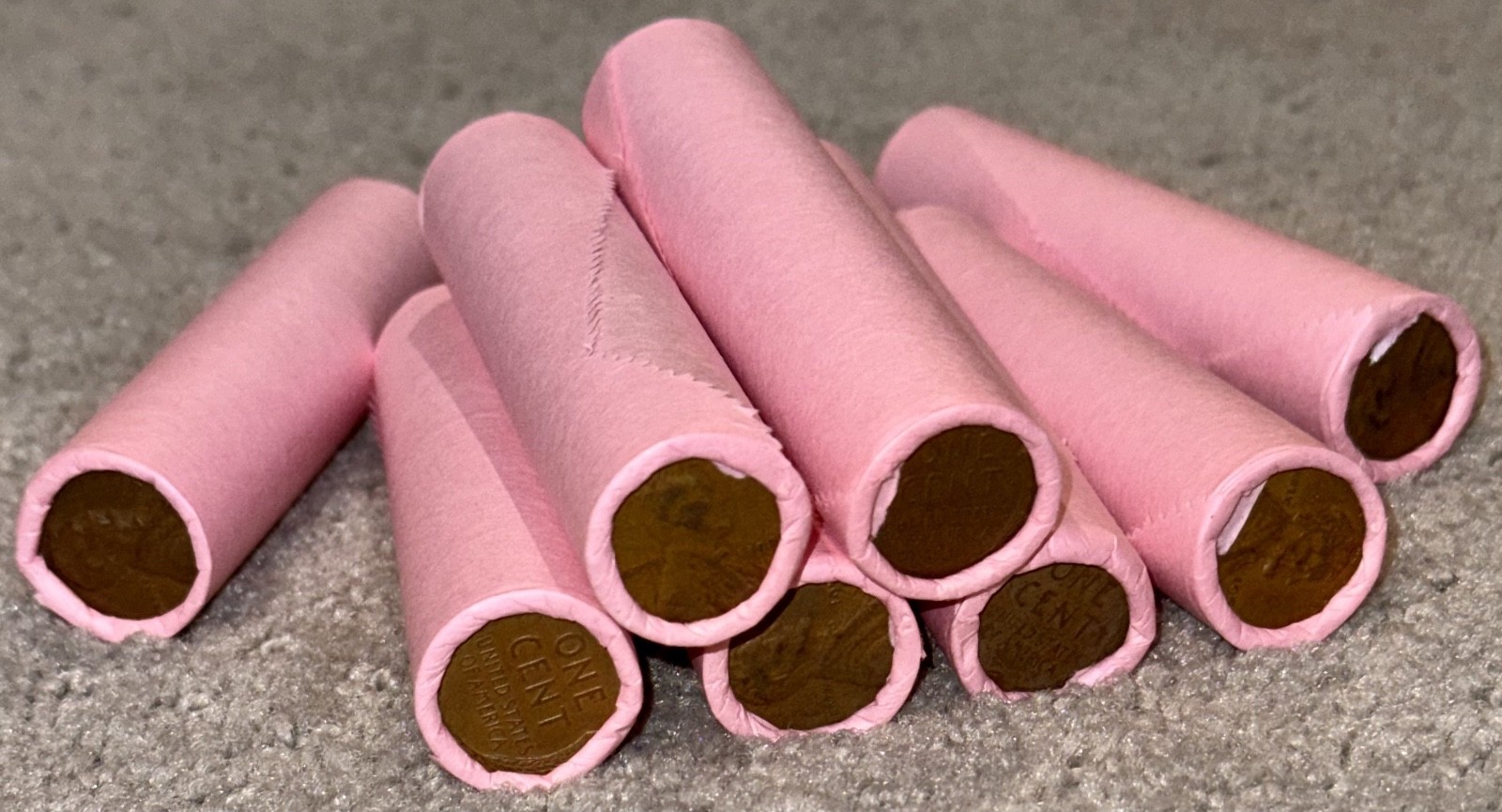 Pink wheat penny BU on end of unsearched circulated cents mixed dates mint marks