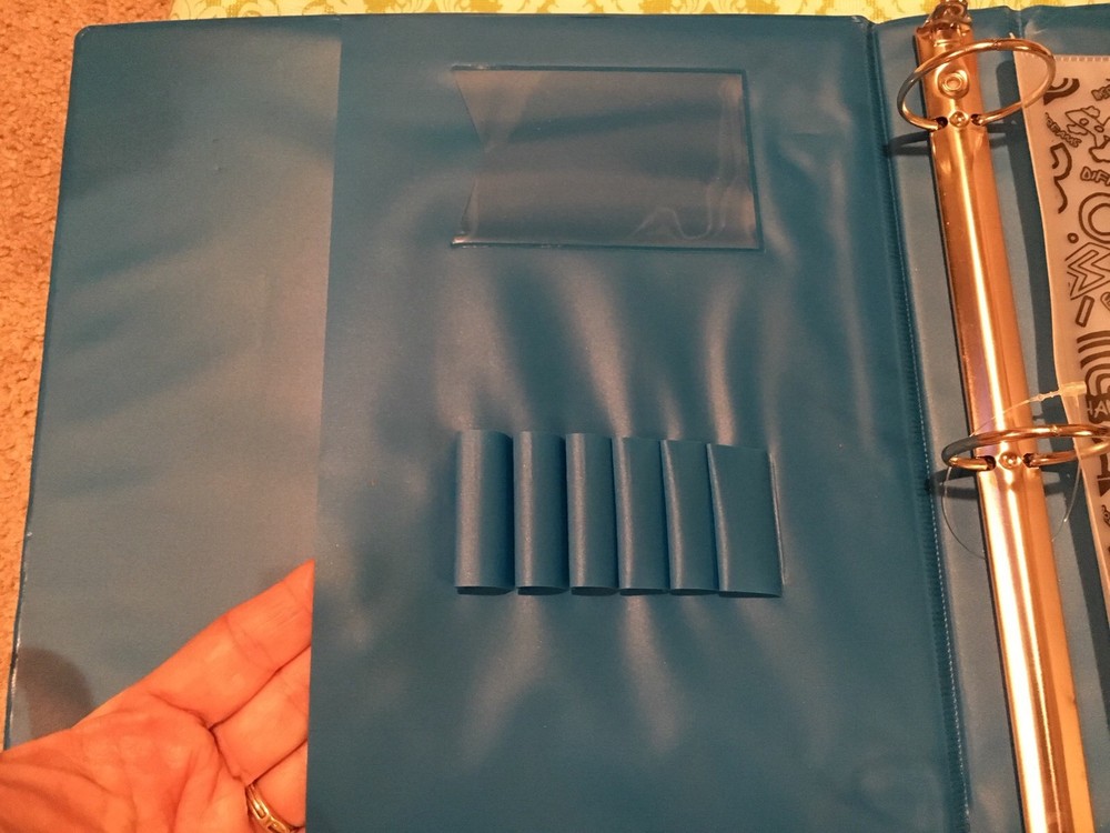Yoobi I Am Other Three Ring Binder