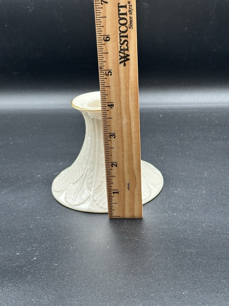 Lenox Candleholder Cream Color Textured Leaf Feather Pattern
