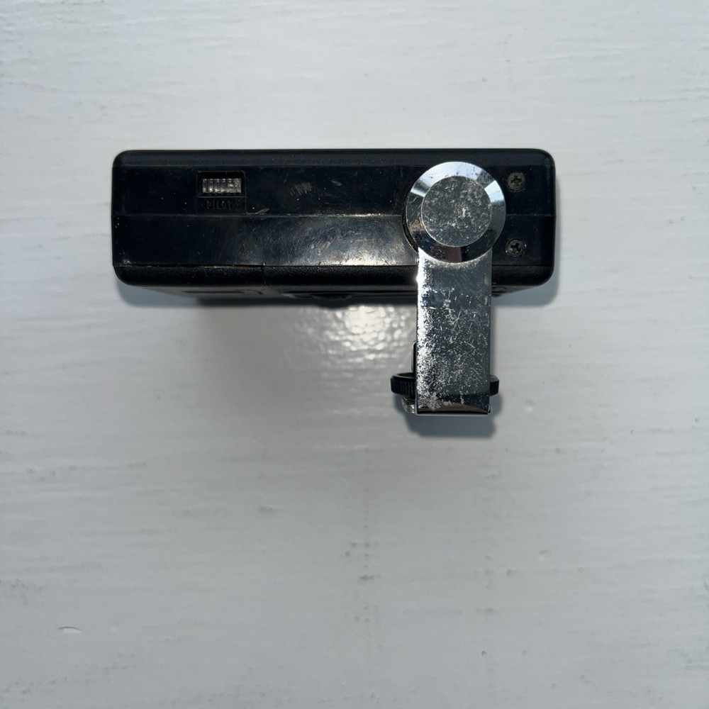 Vintage Vivitar Auto 251 Mount Flash Untested