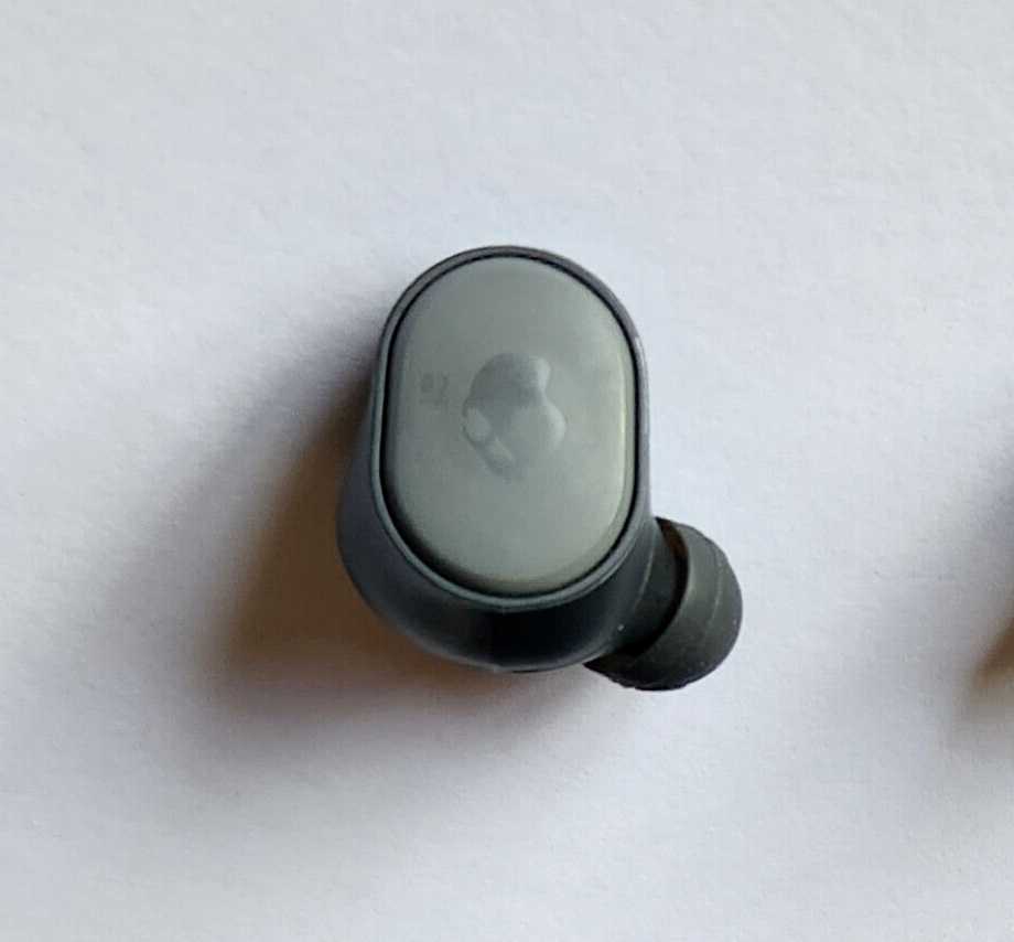 Unused Gray Black Skullcandy SESH True Wireless RIGHT SIDE ONLY Earbud S2TDW