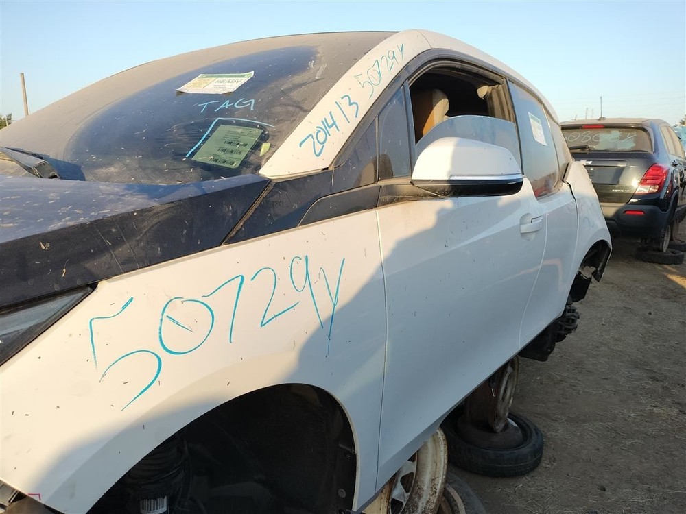 LEFT REAR DOOR WINDOW REGULATOR OEM 2017 BMW I3