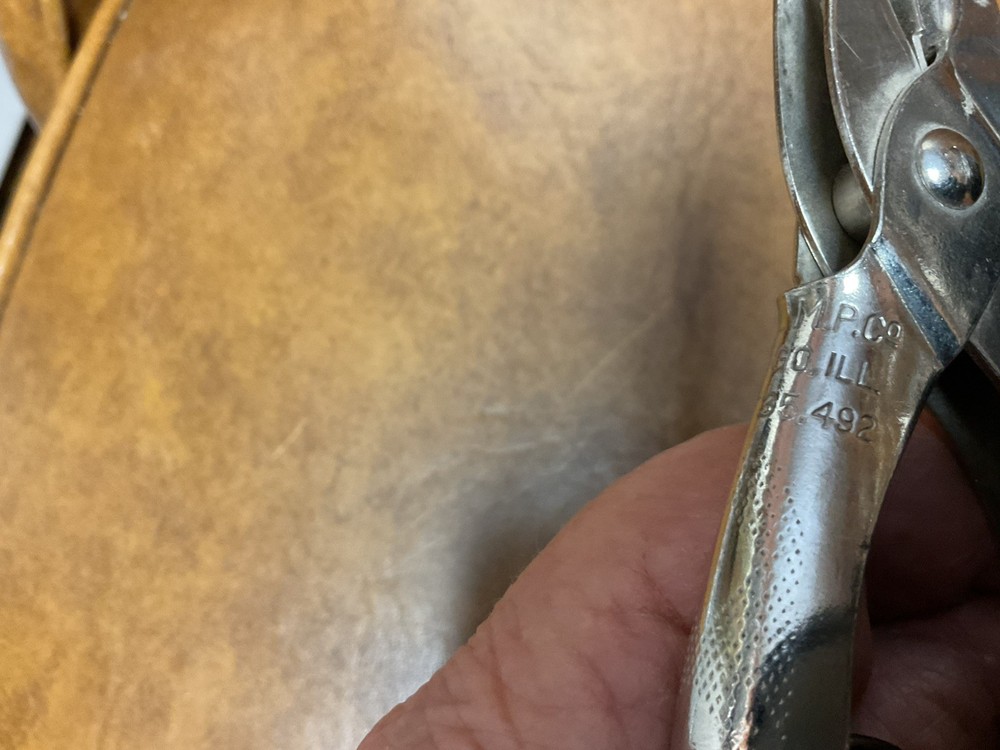 3 GEM PAPER PUNCHES